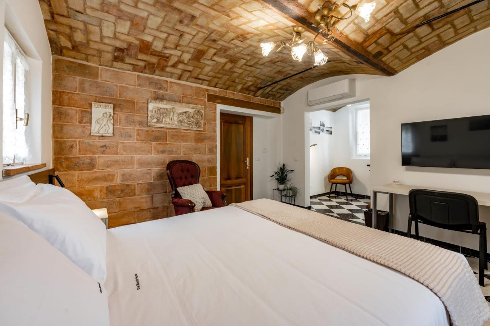 Due Maesta Home Reggio Emilia Exterior foto